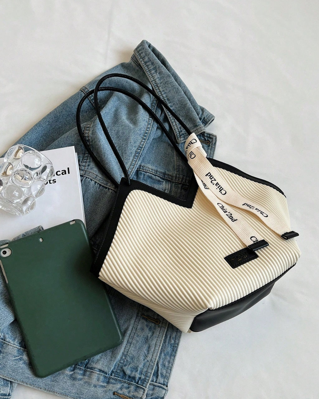 SHEIN New Fashion Versatile Colorblock Embossed Design Large Capacity Double Handle Shoulder Tote Bag