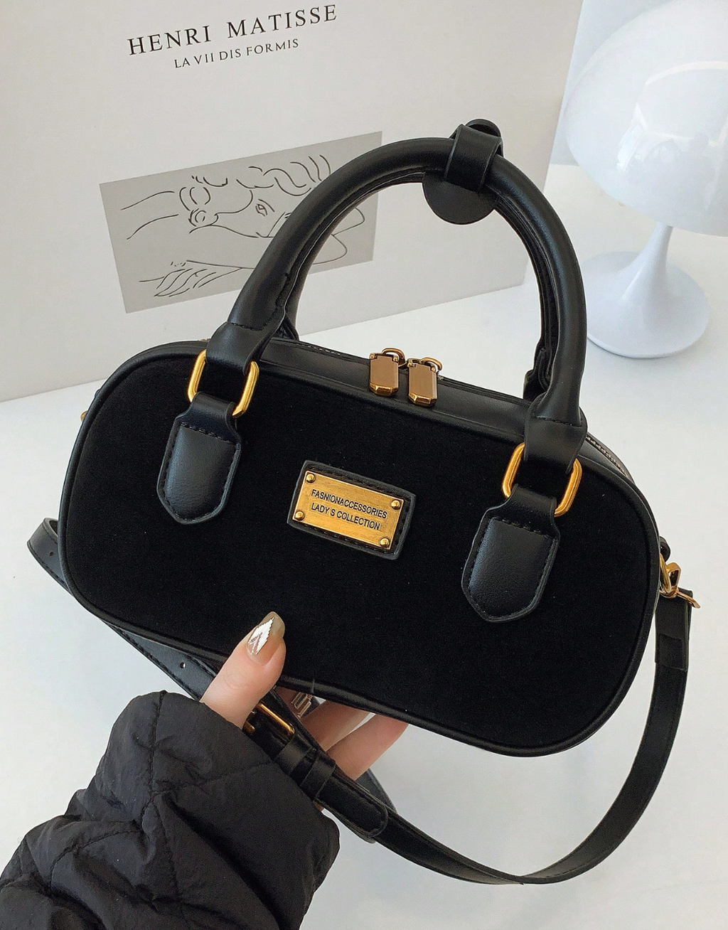 SHEIN Retro Bowling Bag For Women, New Fashion Crossbody Handbag With High-End Feel, Tote Shoulder Bag For Work