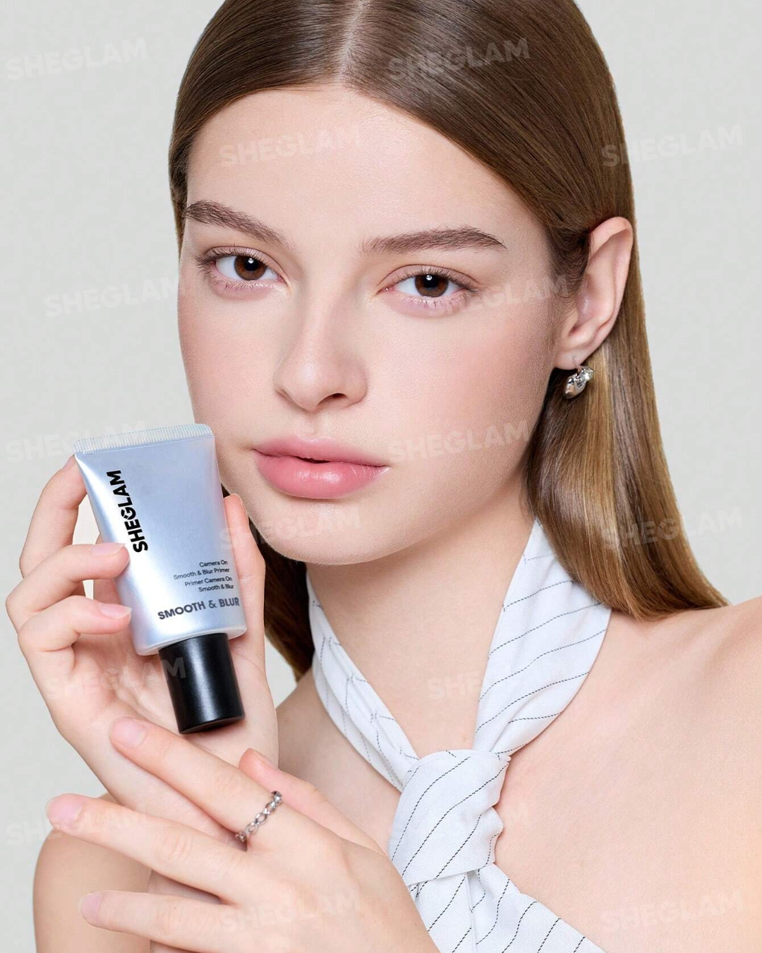 Camera On Smooth & Blur Primer