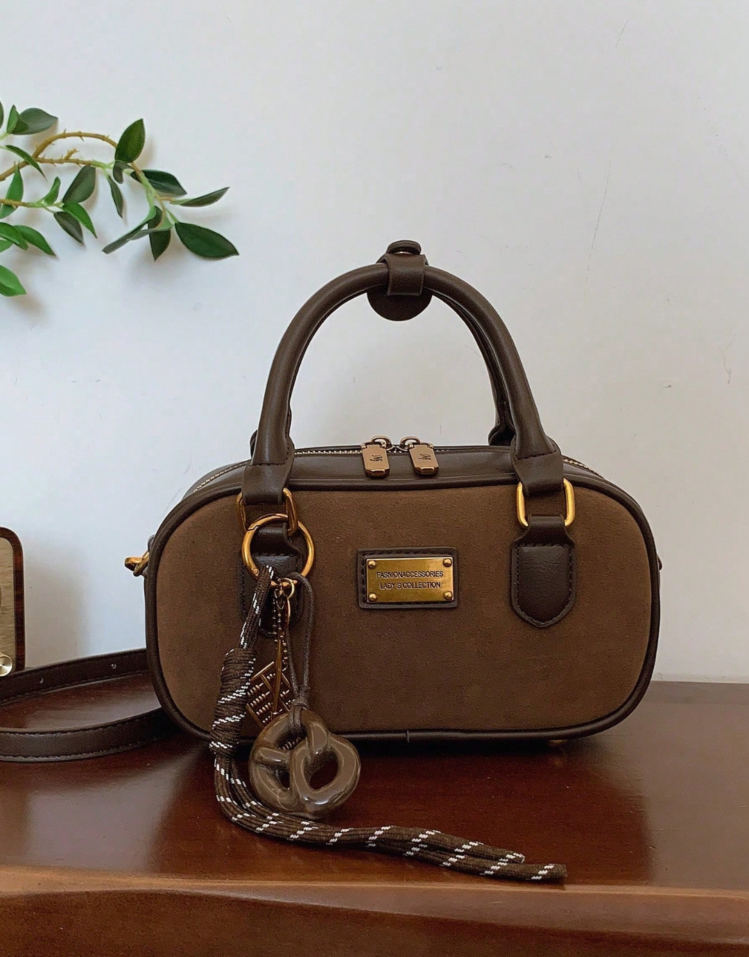 SHEIN Retro Bowling Bag For Women, New Fashion Crossbody Handbag With High-End Feel, Tote Shoulder Bag For Work